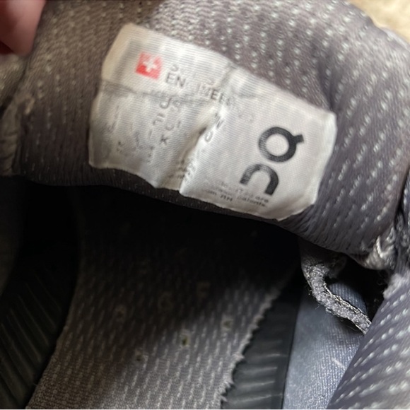 On Cloudflyer Road-Running Shoes Sneakers Black/ White Size 9 - Picture 11 of 15